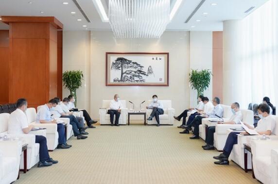 華能集團(tuán)有限公司總經(jīng)理、黨組副書記鄧建玲會(huì)見(jiàn)隆基股份總裁李振國(guó)