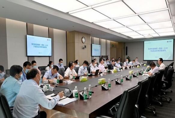 中國電建集團公司黨委副書記、總經(jīng)理丁焰章到電建國際公司調(diào)研