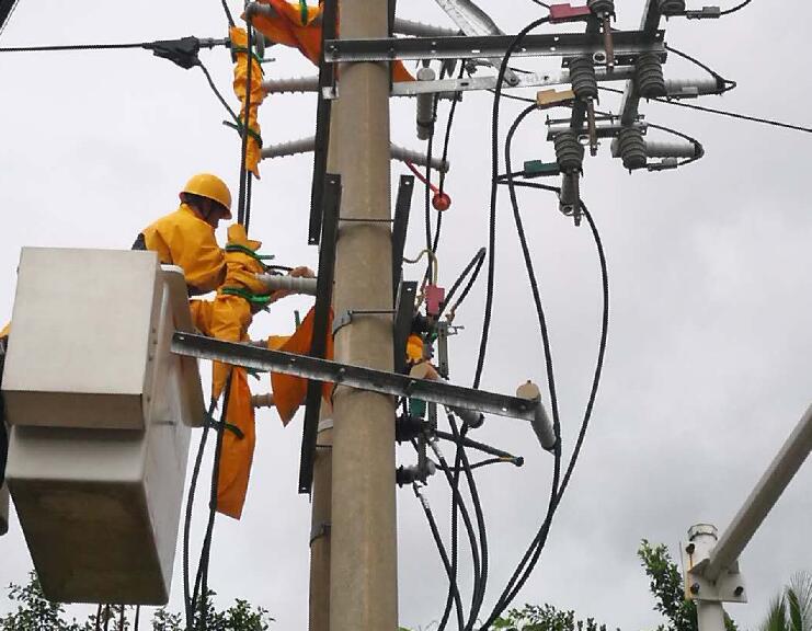 海南陵水供電局超常規(guī)舉措開展旁路不停電作業(yè)，提升居民電力獲得感