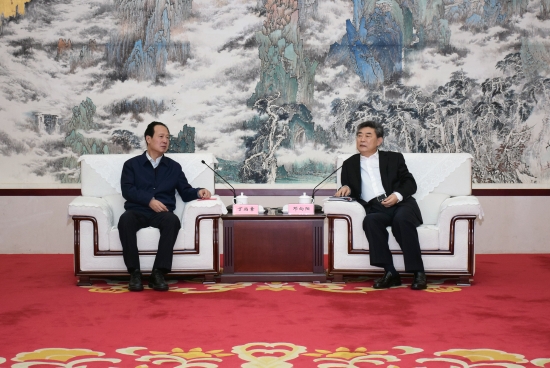 丁焰章拜會安徽省委常委、常務(wù)副省長鄧向陽