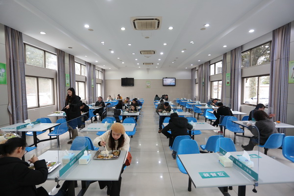 國網(wǎng)寧?？h供電公司后勤為疫情防控筑牢堅固防線