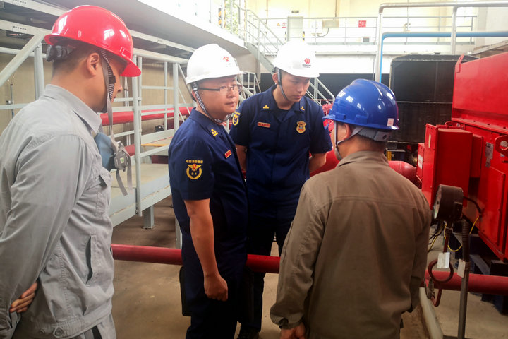 紅河州消防救援支隊到云南開遠(yuǎn)公司開展消防專項(xiàng)檢查