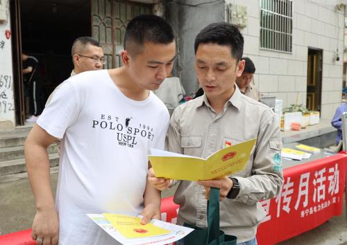 國(guó)網(wǎng)壽寧縣供電公司:普及電力法規(guī) 營(yíng)造護(hù)電氛圍