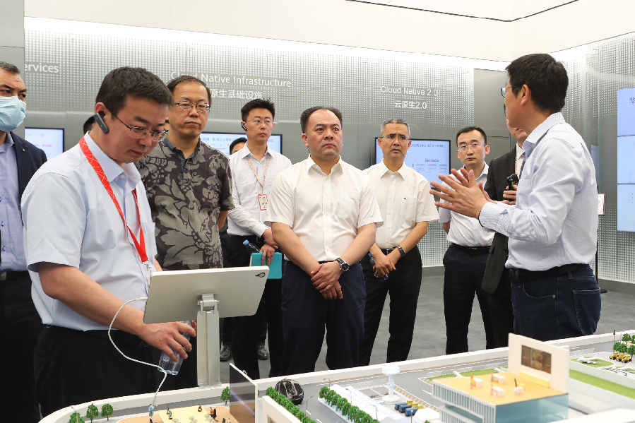 神東煤炭與華為煤礦軍團將攜手推動煤炭行業(yè)智能化建設與數(shù)字化轉型