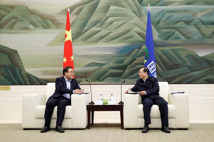 江毅會(huì)見(jiàn)黑龍江省佳木斯市委書記王秋實(shí)