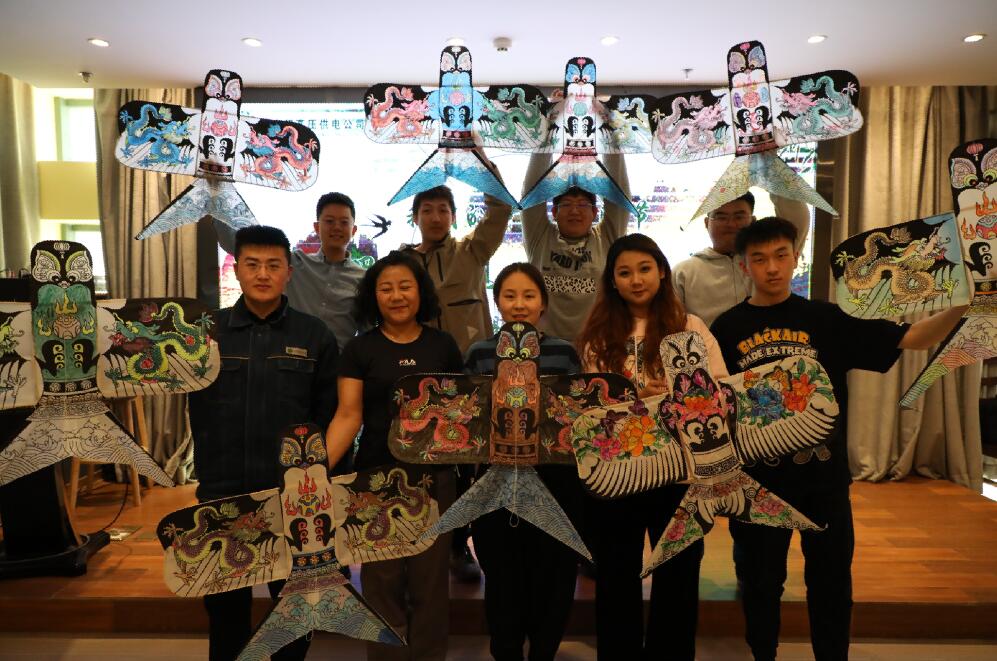 烏海超高壓供電公司清明憶先烈，寄情繪紙鳶