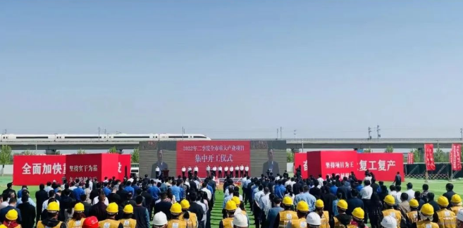 東方日升、晶科、阿特斯同時(shí)擴(kuò)產(chǎn)！