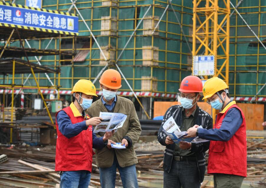 國(guó)網(wǎng)余姚市供電公司:電力照亮千萬家 安全守護(hù)你我他