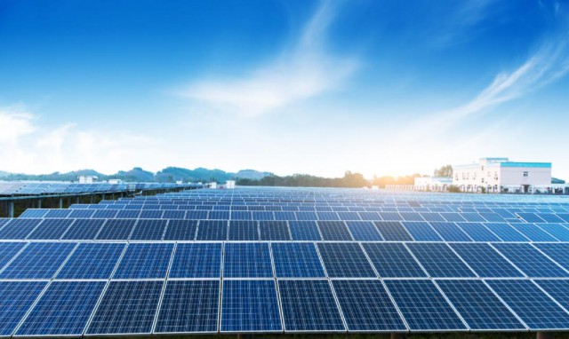 提高利用效率，優(yōu)化資源配置，光伏助力工業(yè)領(lǐng)域碳減排