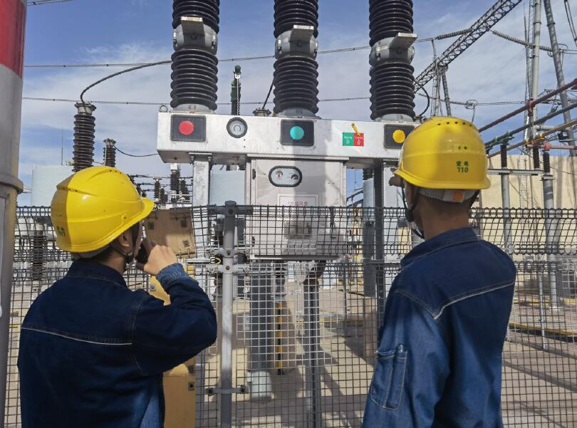 烏海超高壓供電公司:設(shè)備改造 備戰(zhàn)夏峰