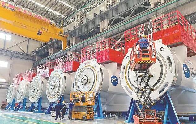 廣東汕尾:革命老區(qū)重?zé)ü饷?海上風(fēng)電筑夢深藍(lán)