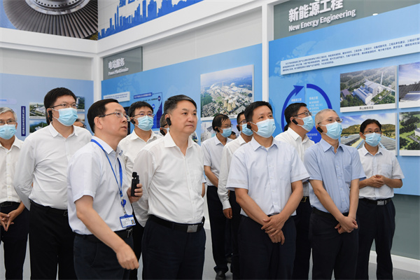 華電集團黨組書記、董事長溫樞剛與東方電氣黨組書記、董事長俞培根舉行會談