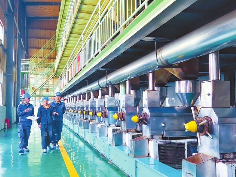 云南電網(wǎng)公司多措并舉保障電網(wǎng)安全穩(wěn)定運(yùn)行，助力經(jīng)濟(jì)社會發(fā)展