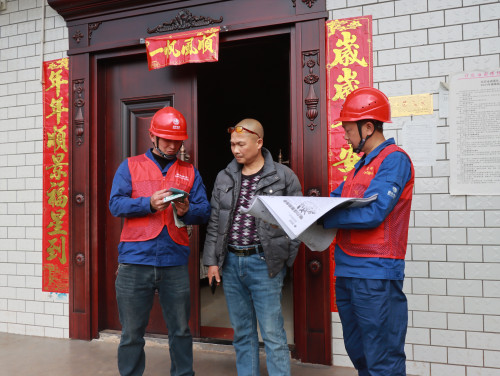 國網(wǎng)宜賓南溪供電公司“咬”住防火不放松 保護(hù)青山一片綠