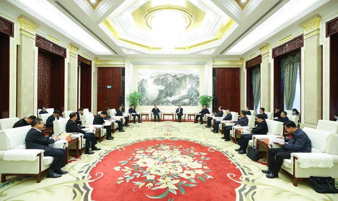 大唐集團(tuán)黨組書記鄒磊拜會(huì)貴州省委書記徐麟、省長李炳軍