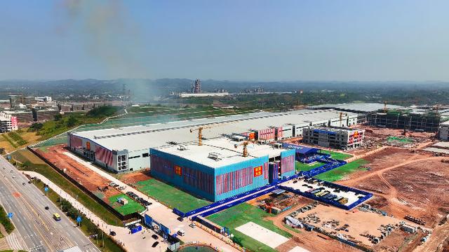 儲(chǔ)能新賽點(diǎn)：從百億工廠到巨頭加碼，發(fā)生了什么