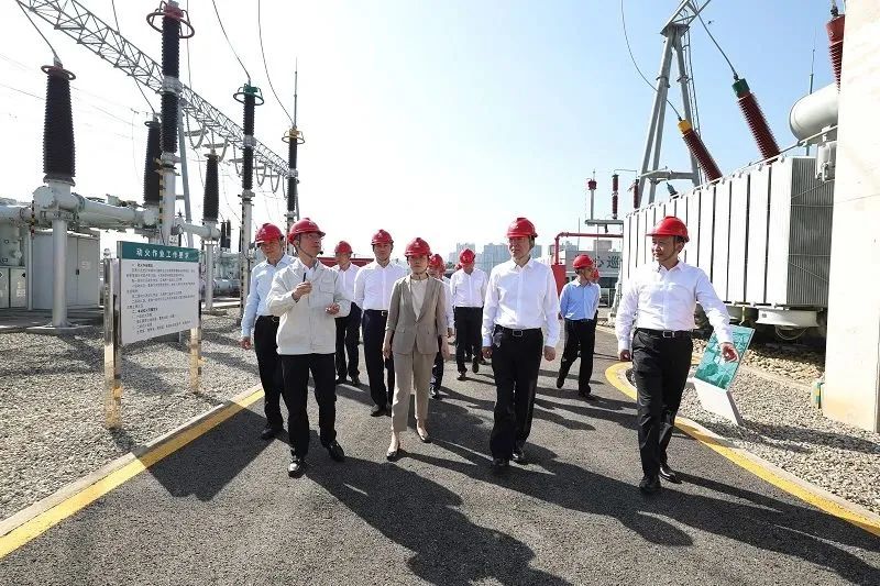 國家電網(wǎng)董事長、黨組書記辛保安會見四川省委書記王曉暉、省長黃強并檢查大運會供電保障工作