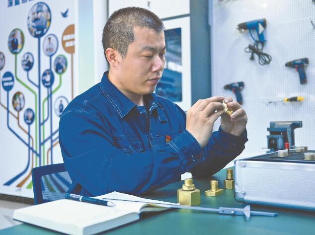 何龍：扎根北疆9年，他找到了自己的位置