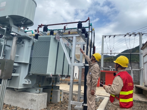 國網(wǎng)會(huì)理市供電公司:主變?cè)鋈莞脑?提升供電可靠性