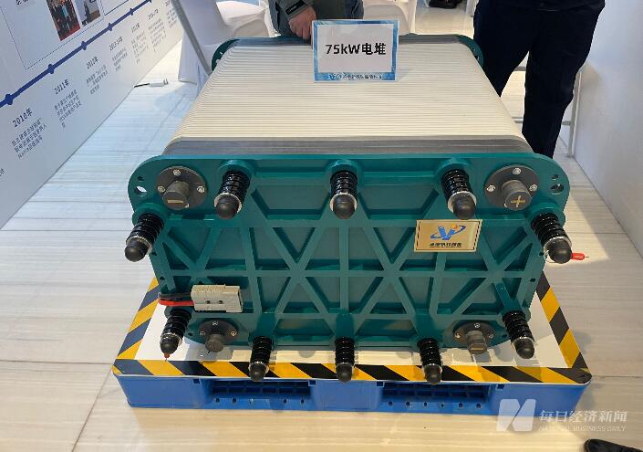 儲(chǔ)能“明星”釩電池迫切需要規(guī)?；瘧?yīng)用：生產(chǎn)仍需降成本，下游盼好的商業(yè)運(yùn)營(yíng)模式