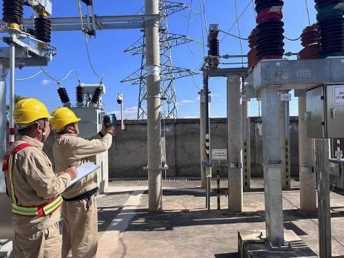國網(wǎng)會(huì)理市供電公司:“彝歷新年”到 電力來護(hù)航