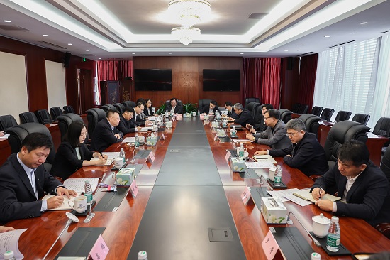 華能集團(tuán)總經(jīng)理、黨組副書記鄧建玲拜訪中國(guó)進(jìn)出口銀行黨委副書記、行長(zhǎng)任生俊