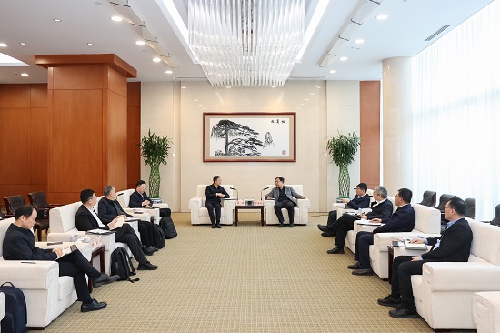 華能集團(tuán)總經(jīng)理、黨組副書記鄧建玲會(huì)見(jiàn)蘇州市委常委、昆山市委書記周偉