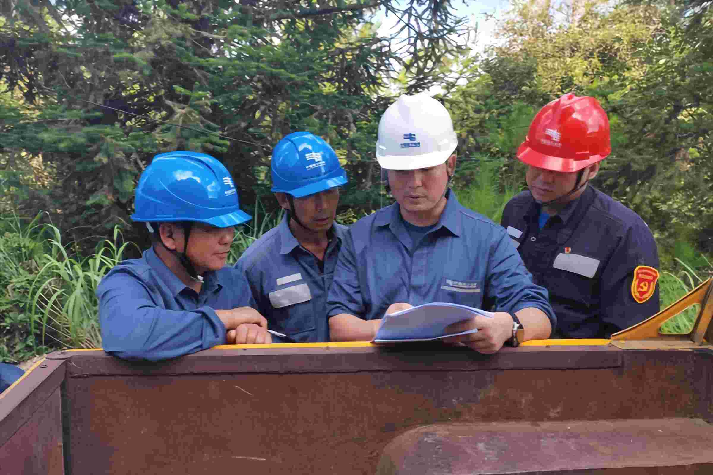 劉愛軍:追夢無悔 扎根阡城的供電勞模