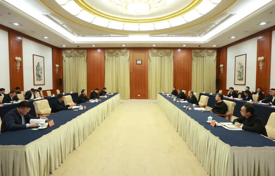 國家電網(wǎng)公司董事長辛保安、總經(jīng)理張智剛與天津市委書記陳敏爾、市長張工會(huì)談