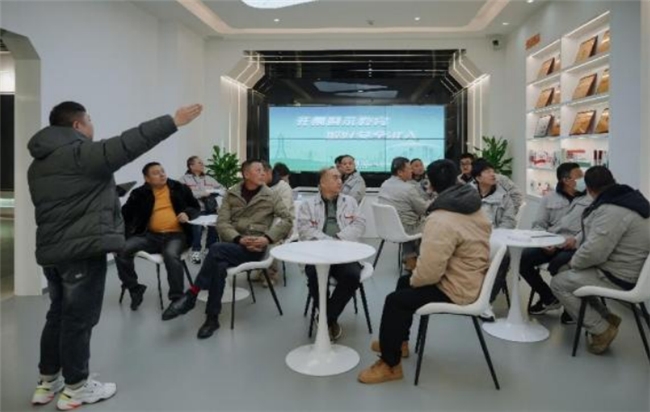 怡能集團(tuán)以沉浸式安全教育，為電力施工準(zhǔn)入賦能