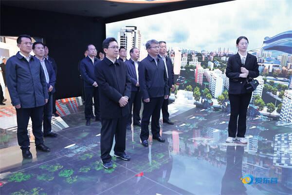 東營市委副書記、市長陳必昌調(diào)研儲能產(chǎn)業(yè)發(fā)展情況