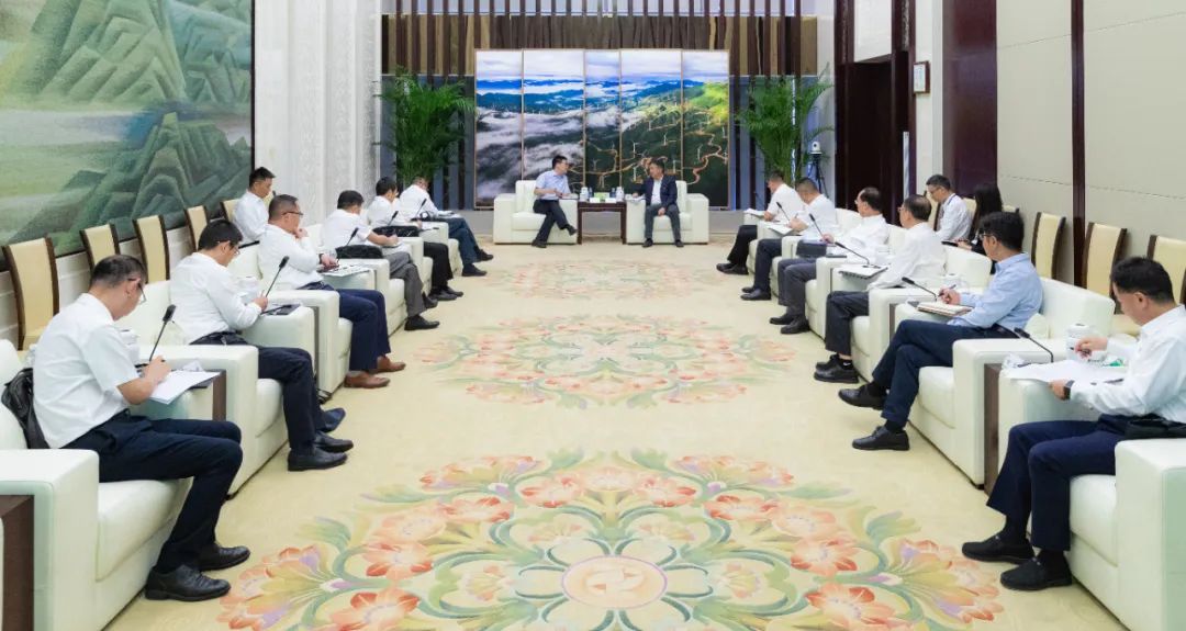 國家電投黨組書記、董事長劉明勝會見上海電氣黨委書記、董事長吳磊