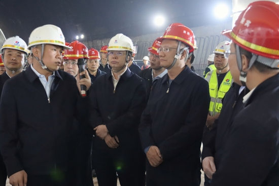 中國(guó)電建黨委副書(shū)記、總經(jīng)理王斌赴高原重大項(xiàng)目調(diào)研指導(dǎo)工作 宣講黨的二十屆三中全會(huì)精神