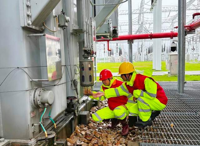 臺風“普拉桑”過境，上海城市主電網(wǎng)運行平穩(wěn)