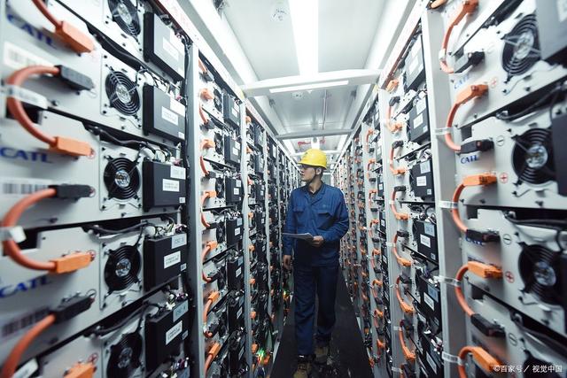 匯玨集團(tuán)的工業(yè)和商業(yè)儲能系統(tǒng):能源領(lǐng)域的新興力量匯玨