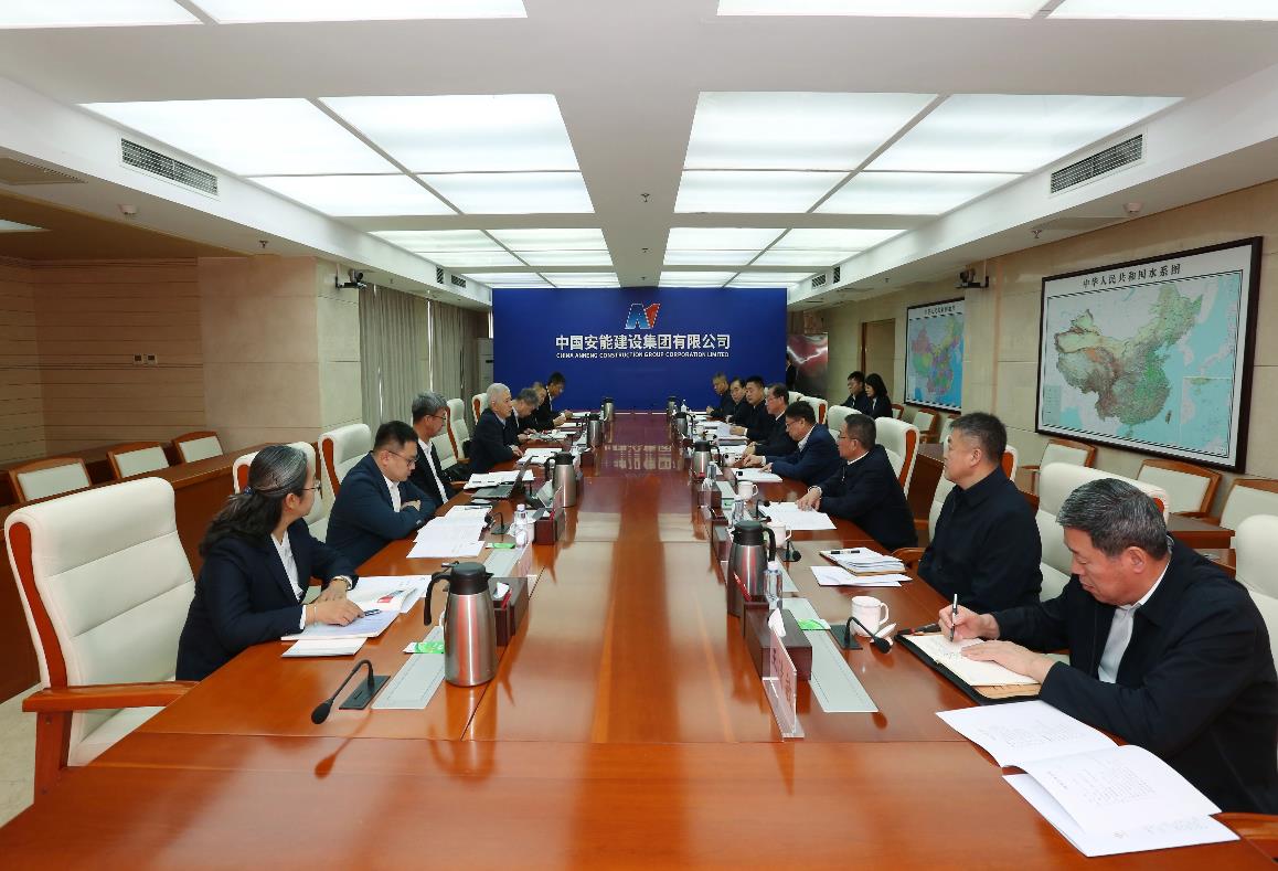 中國安能集團黨委書記、董事長陳奕輝與中國一重集團黨委書記、董事長徐鵬舉行工作會談