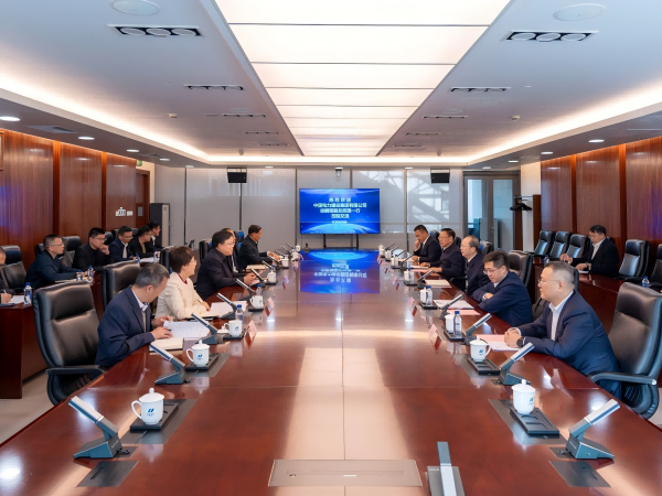 華電集團(tuán)副總經(jīng)理吳敬凱會(huì)見中國電建黨委常委、副總經(jīng)理徐鵬程