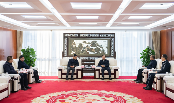 華電集團(tuán)黨組書記、董事長(zhǎng)江毅會(huì)見青海省委常委、省政府黨組副書記張錦剛