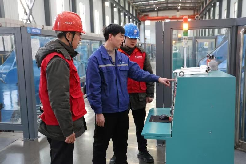 國網(wǎng)新安縣供電公司唱好服務(wù)曲，助企開好局