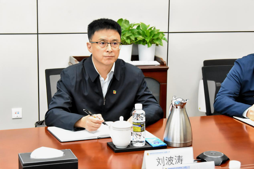 國家電投海南公司黨委副書記、總經(jīng)理劉波濤會見中國電能成套設(shè)備有限公司黨委副書記、總經(jīng)理懷文明