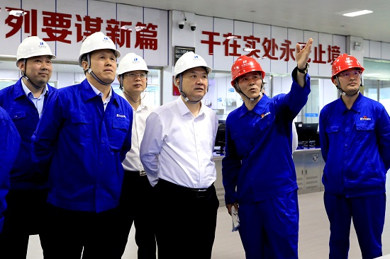 中國華能集團(tuán)董事長溫樞剛到鶴崗電廠、伊春熱電督導(dǎo)調(diào)研生態(tài)環(huán)保及安全生產(chǎn)工作